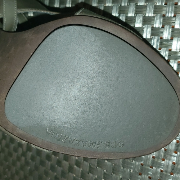 BCBGMaxAzria Platform Opentoe Sandal Sz 8 - Picture 6 of 12